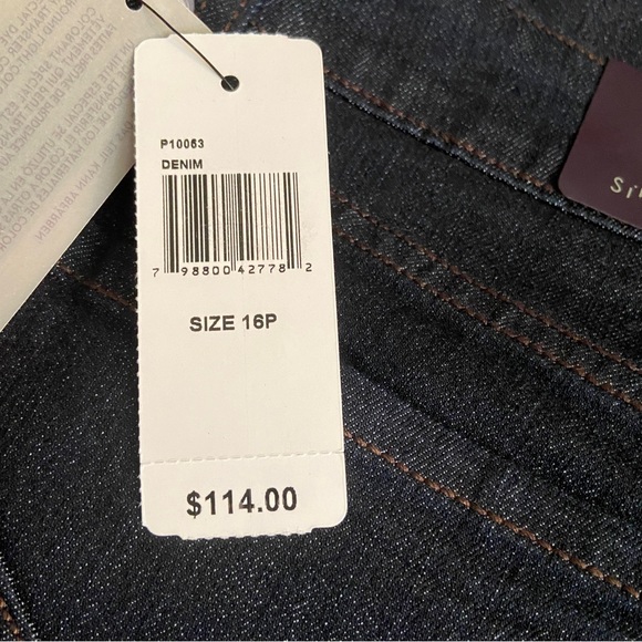 NYDJ Not Your Daughters Jeans Dark Wash Straight leg Size 16P - NWT - ๐บ๐ธ๐บ๐ธ - Picture 11 of 12